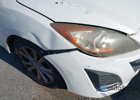 2010 Mazda Mazda3 S Sport из США, поврежденный, VIN JM1BL1H50A1305645